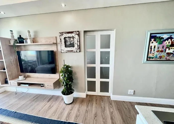 Portico 705